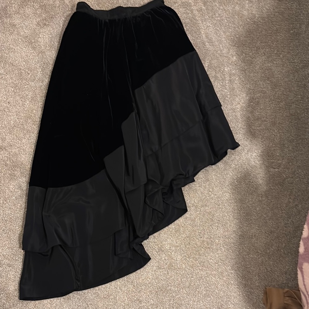 Elegant Black Women's Skirt